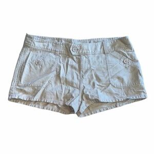 Instant Action tan shorts women’s size XL, short